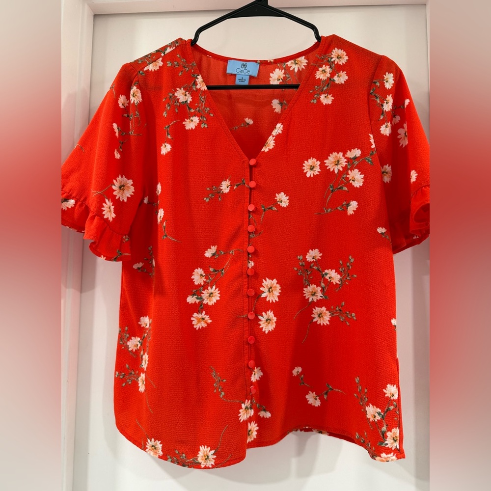 CeCe Red Floral Button-Up Blouse size S